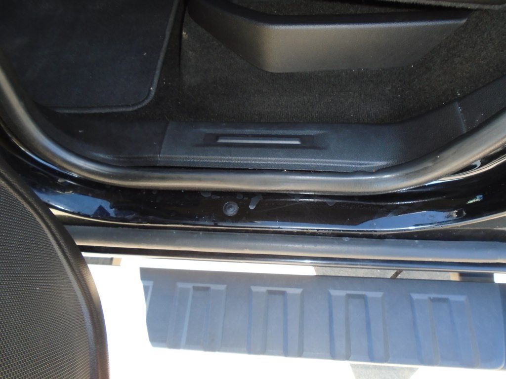 Photo 30 of this CHEVROLET COLORADO