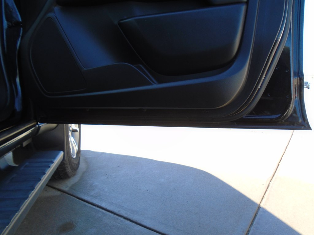 Photo 41 of this CHEVROLET COLORADO