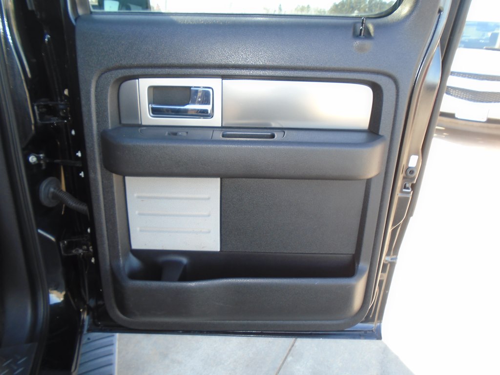Photo 41 of this FORD F150