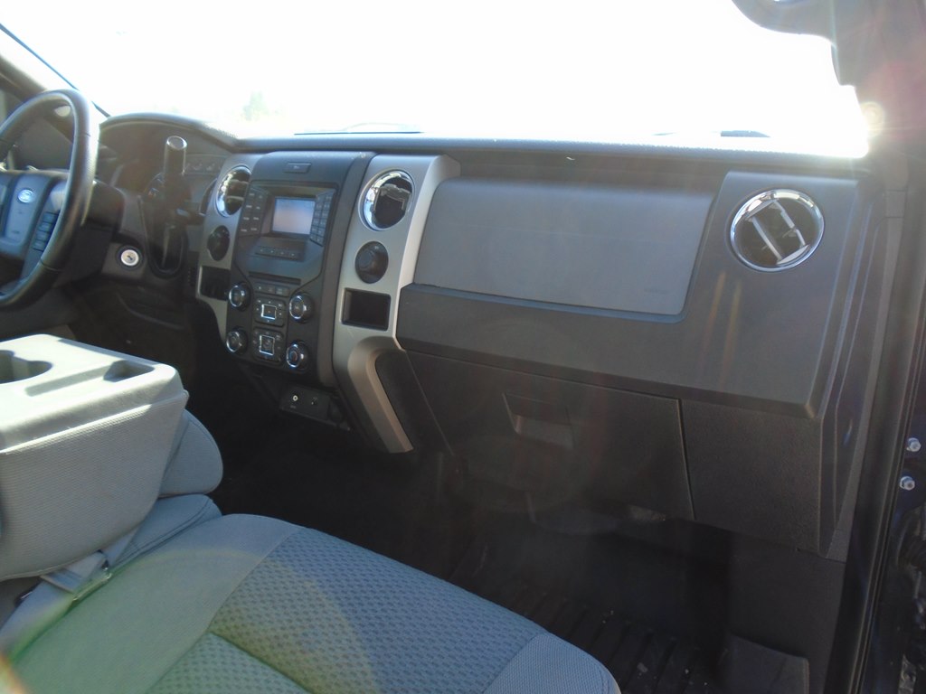 Photo 31 of this FORD F150