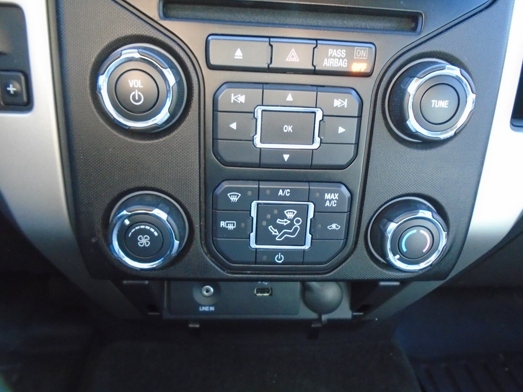 Photo 51 of this FORD F150