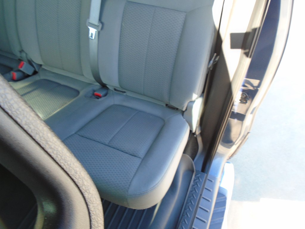 Photo 25 of this FORD F150
