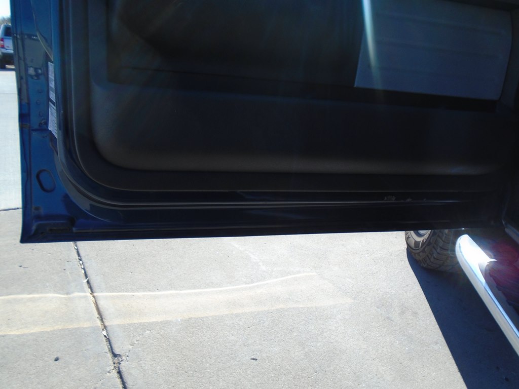 Photo 21 of this FORD F150