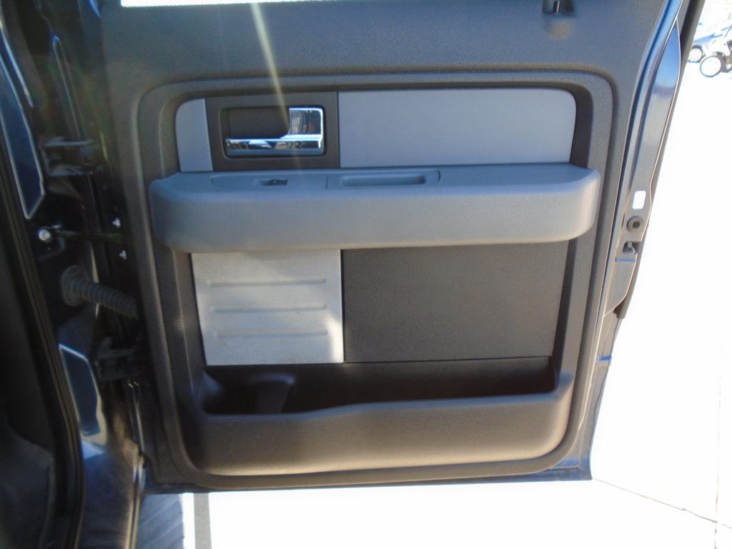 Photo 39 of this FORD F150