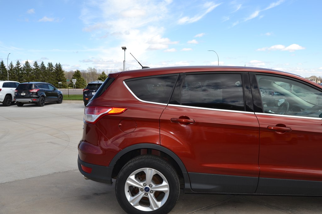 Photo 9 of this FORD ESCAPE