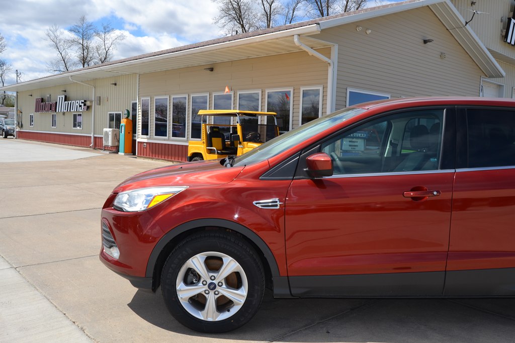 Photo 2 of this FORD ESCAPE