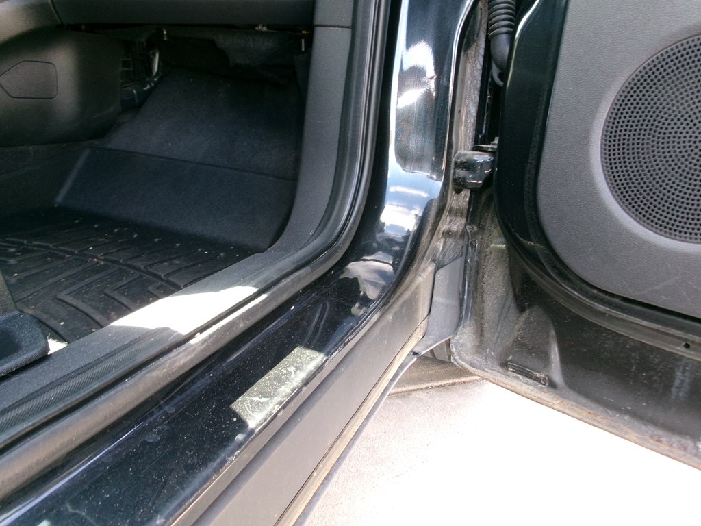 Photo 30 of this FORD ESCAPE
