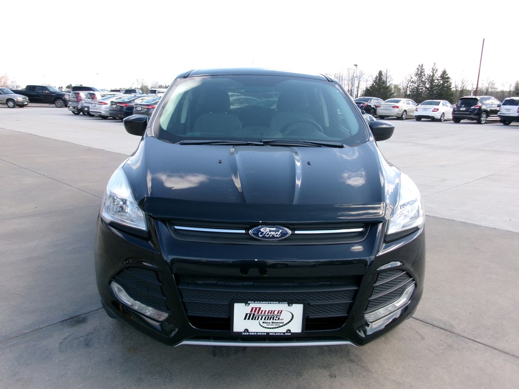 Photo 9 of this FORD ESCAPE
