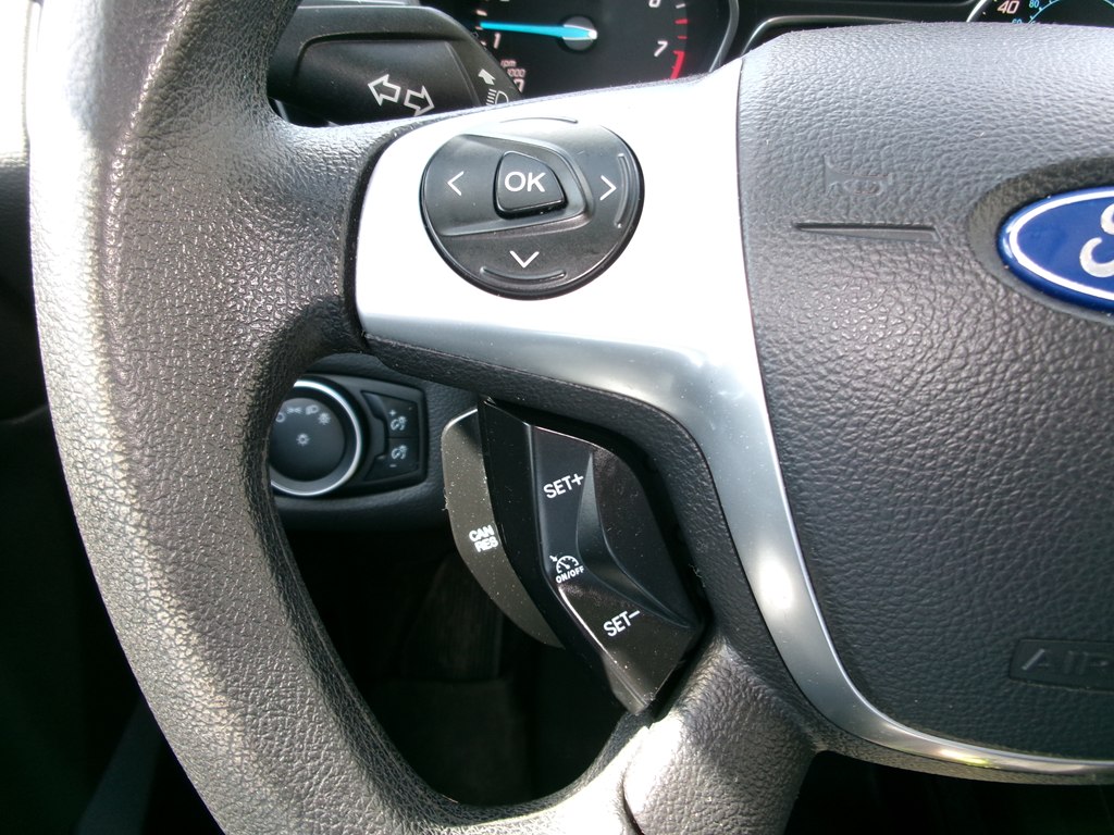 Photo 40 of this FORD ESCAPE