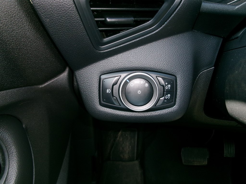 Photo 42 of this FORD ESCAPE