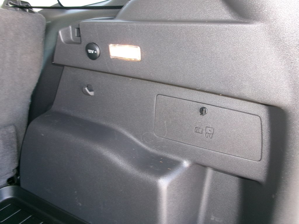 Photo 38 of this FORD ESCAPE