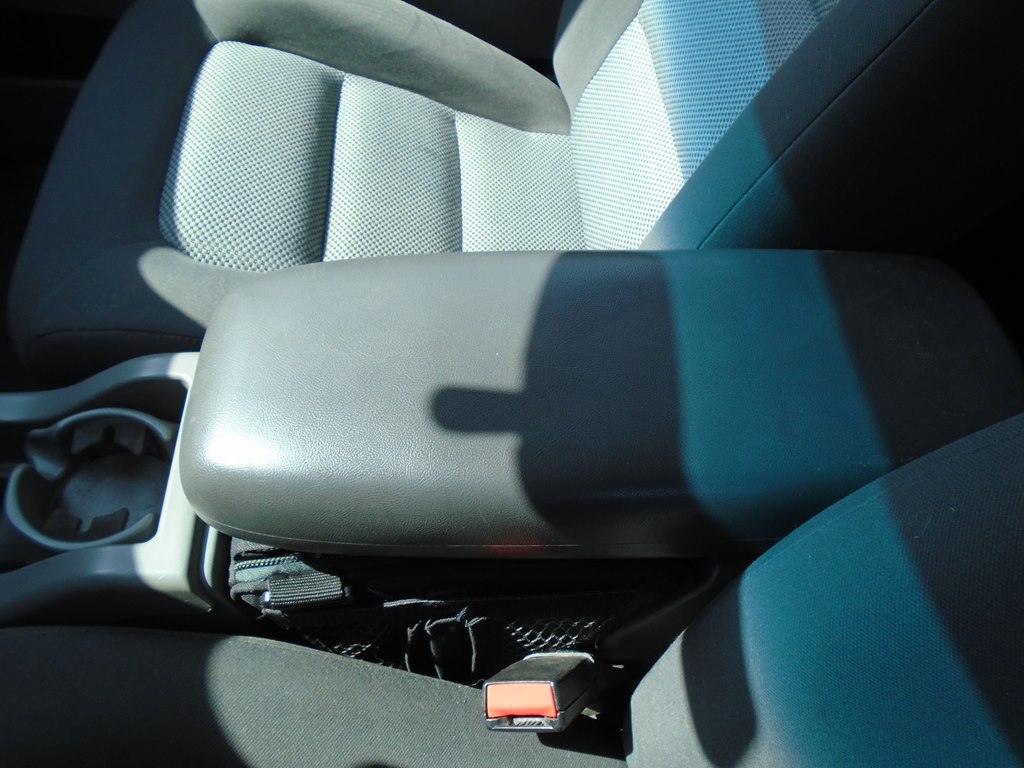 Photo 44 of this FORD EXPLORER