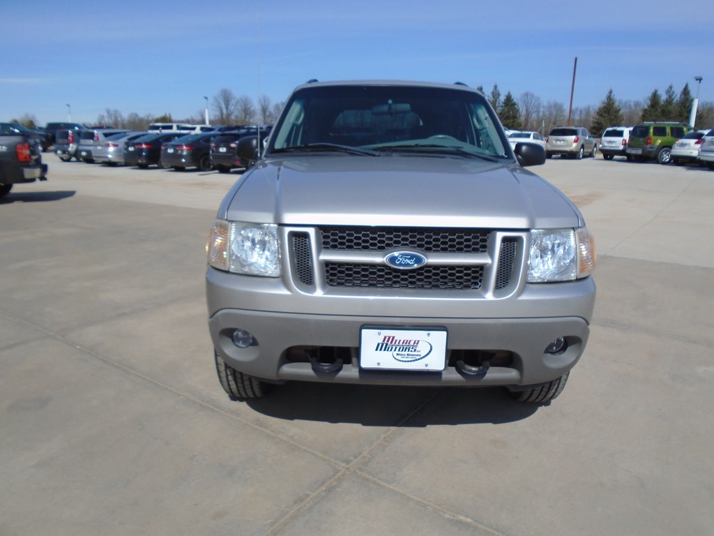 Photo 5 of this FORD EXPLORER