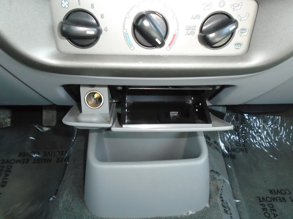 Photo 42 of this FORD EXPLORER