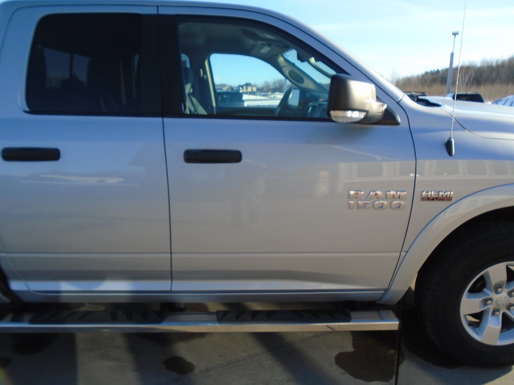 Photo 9 of this RAM 1500