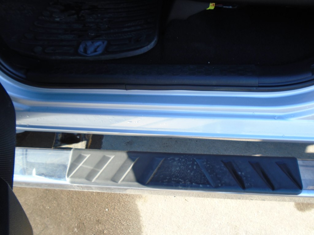 Photo 21 of this RAM 1500