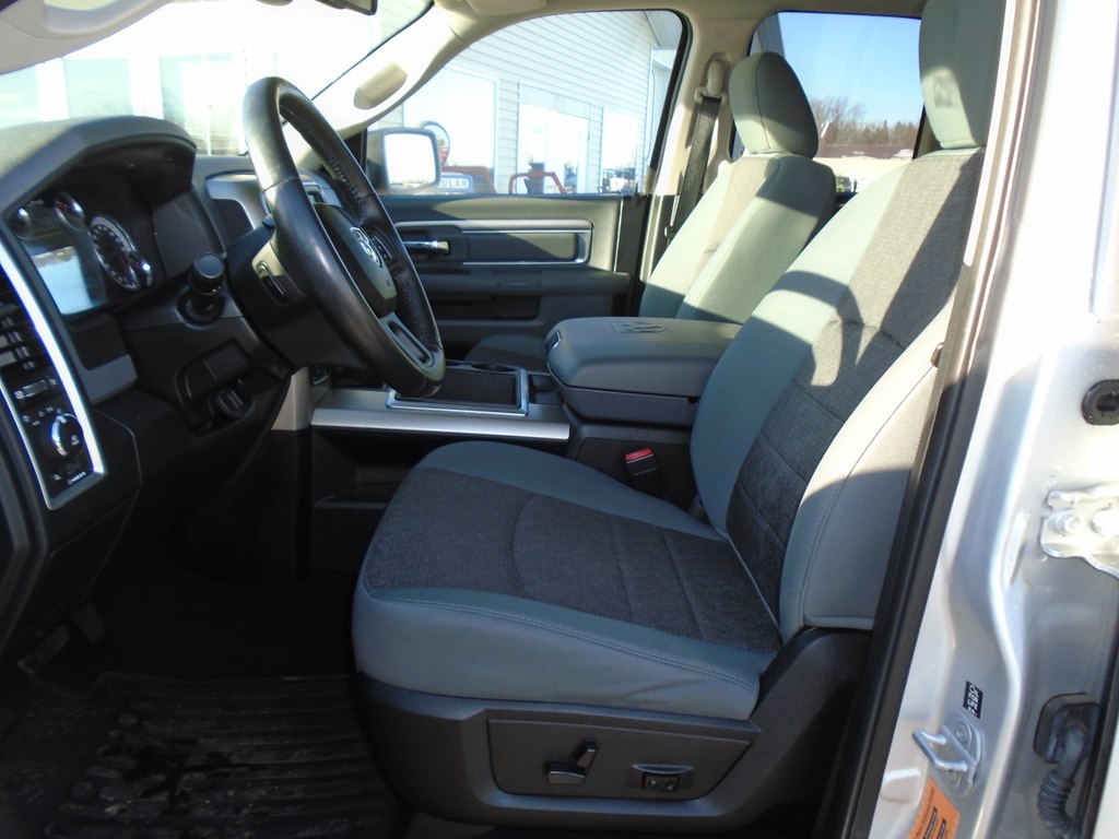 Photo 15 of this RAM 1500