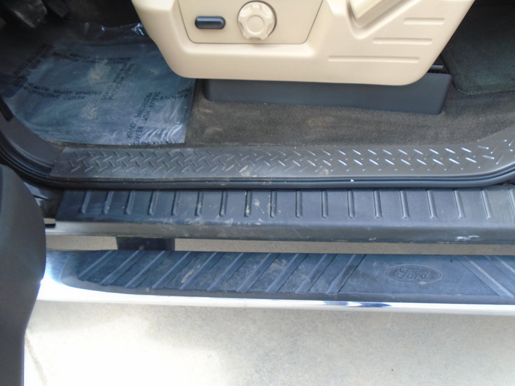 Photo 21 of this FORD F150