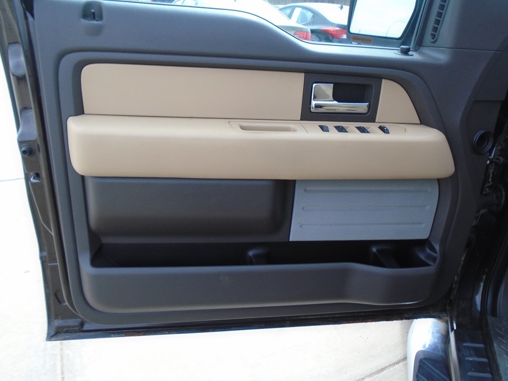 Photo 17 of this FORD F150