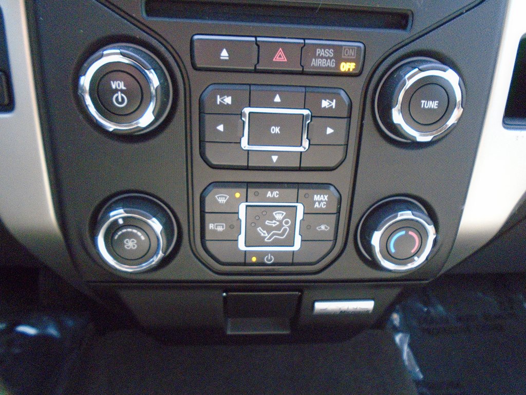 Photo 49 of this FORD F150