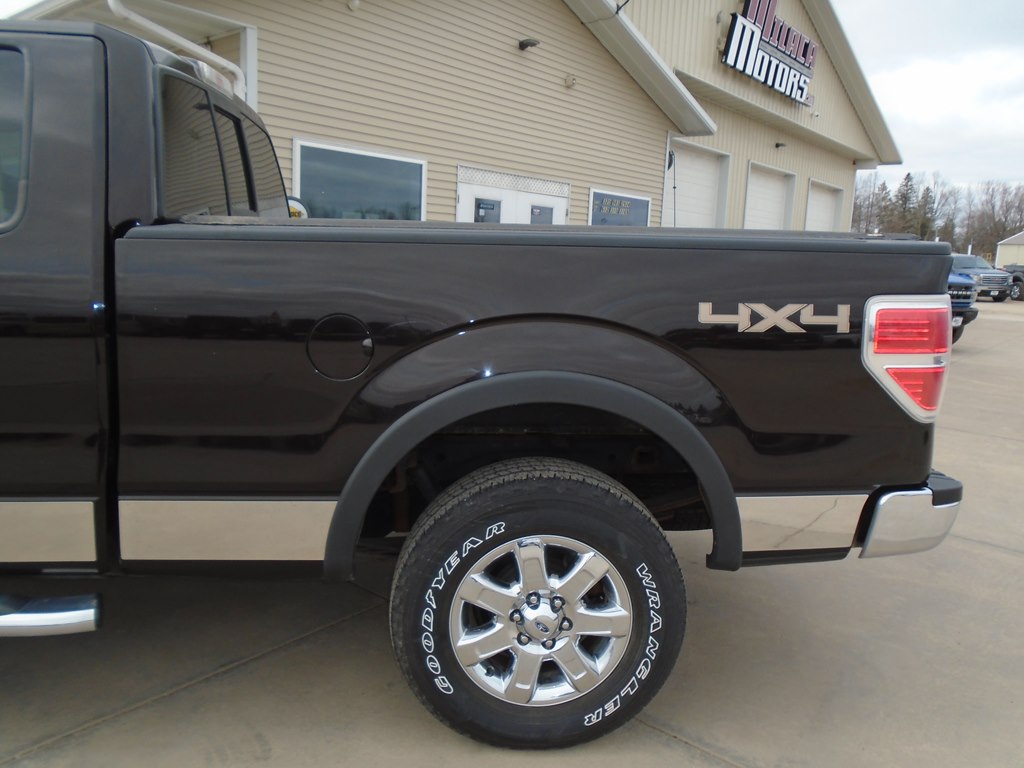 Photo 5 of this FORD F150