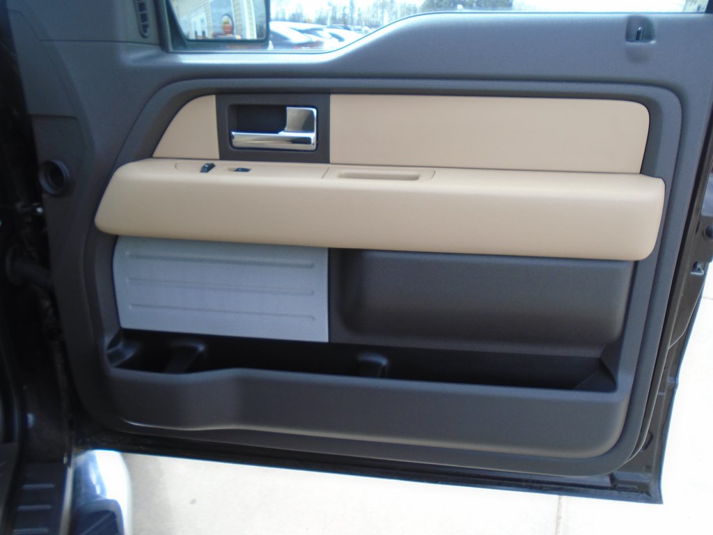Photo 31 of this FORD F150