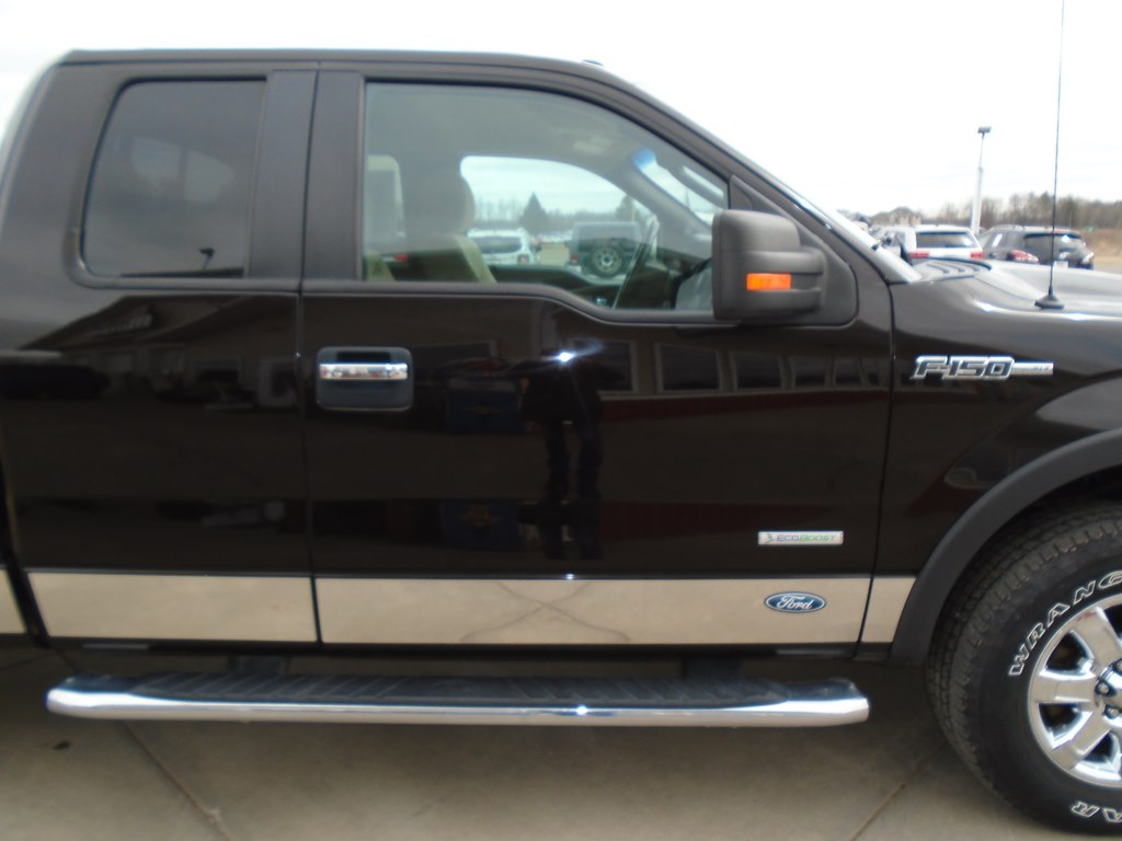 Photo 9 of this FORD F150