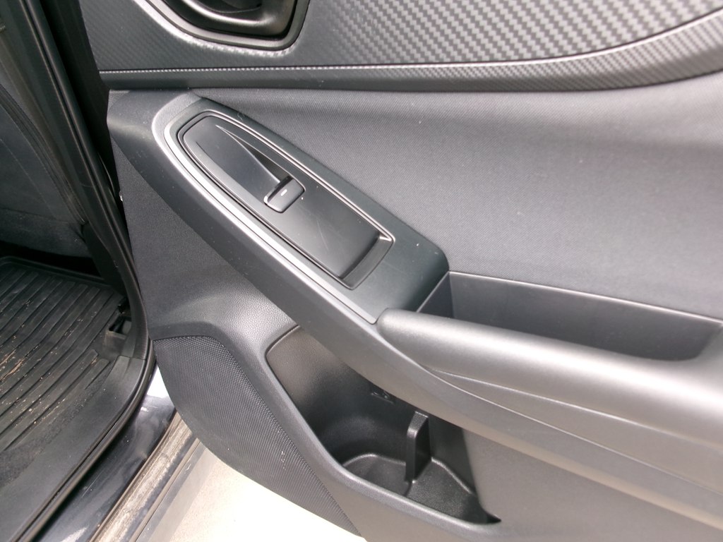 Photo 36 of this SUBARU CROSSTREK