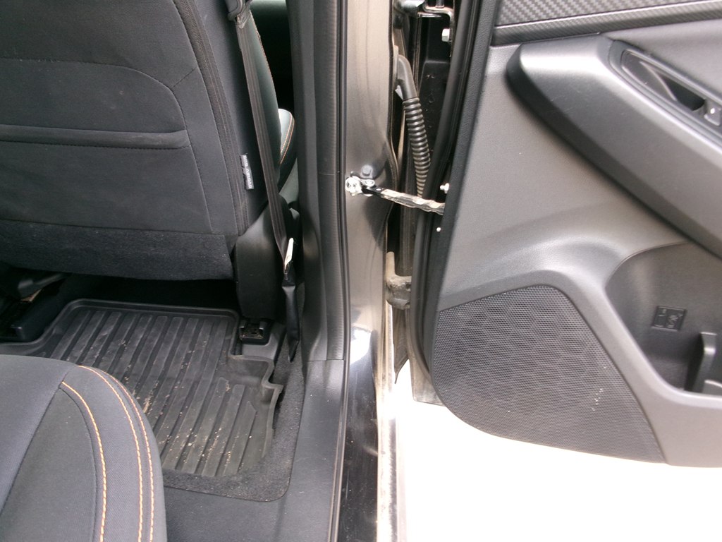 Photo 38 of this SUBARU CROSSTREK