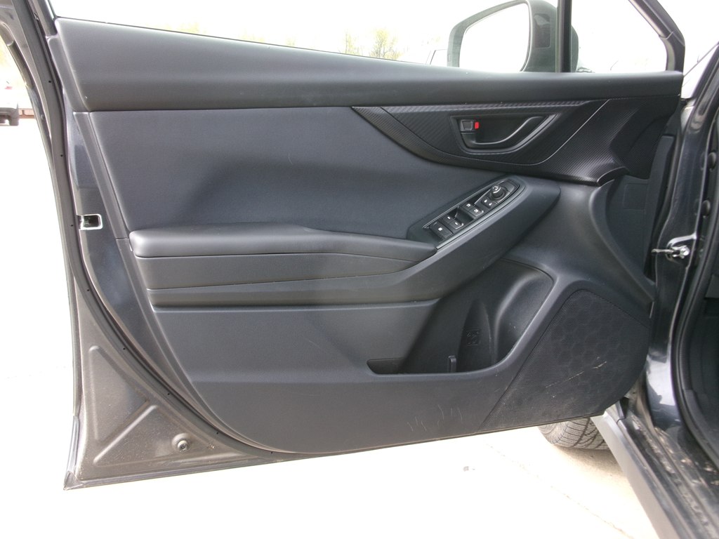 Photo 14 of this SUBARU CROSSTREK