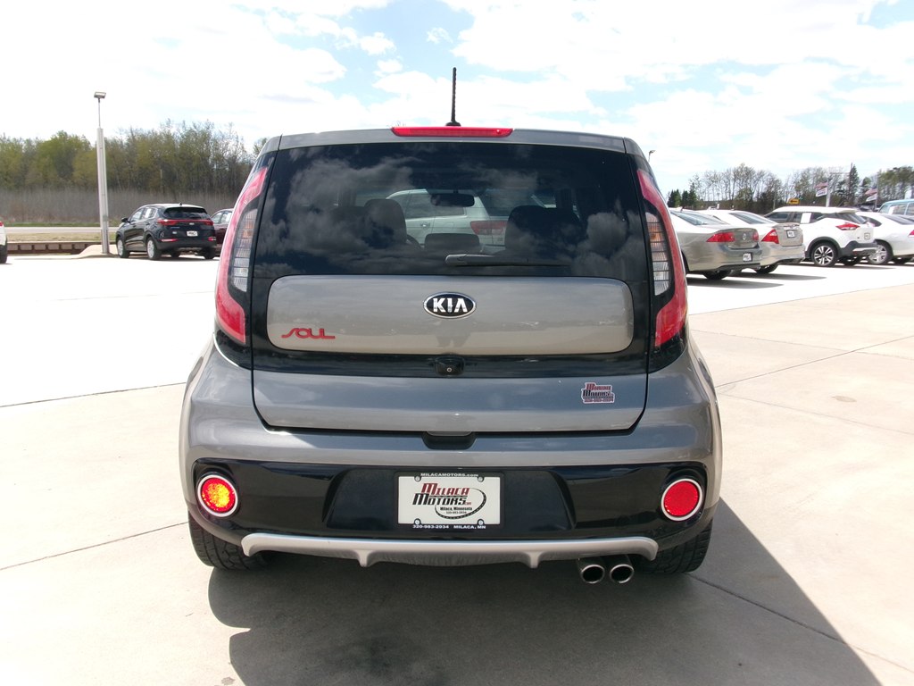 Photo 10 of this KIA SOUL