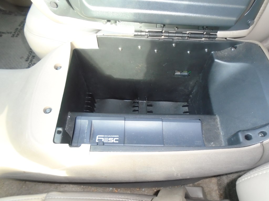 Photo 55 of this GMC DENALI