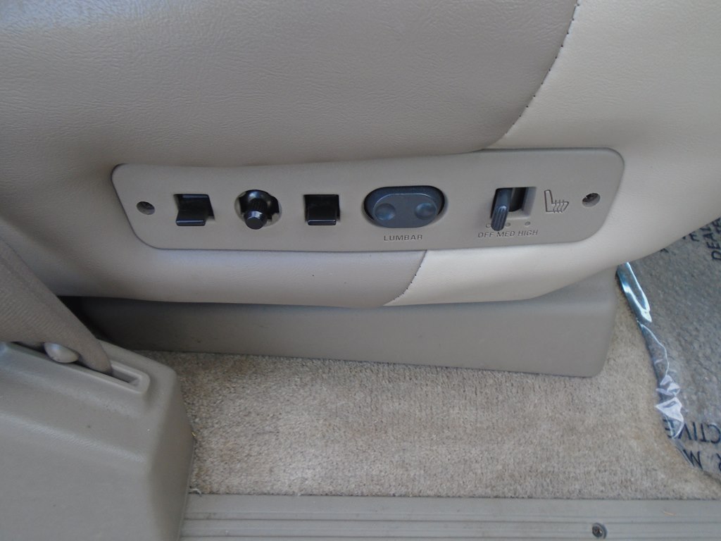 Photo 30 of this GMC DENALI