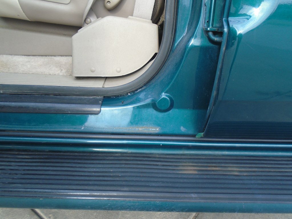 Photo 21 of this GMC DENALI