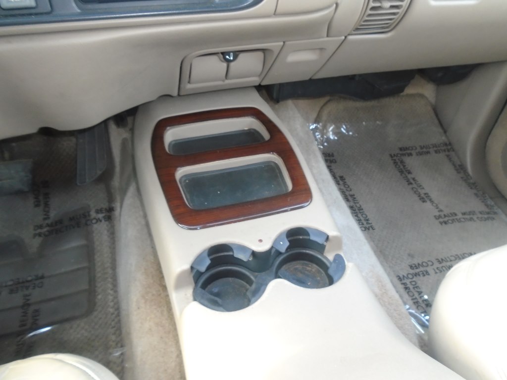 Photo 52 of this GMC DENALI