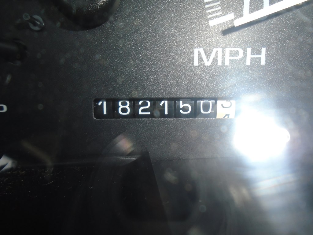 Photo 48 of this GMC DENALI