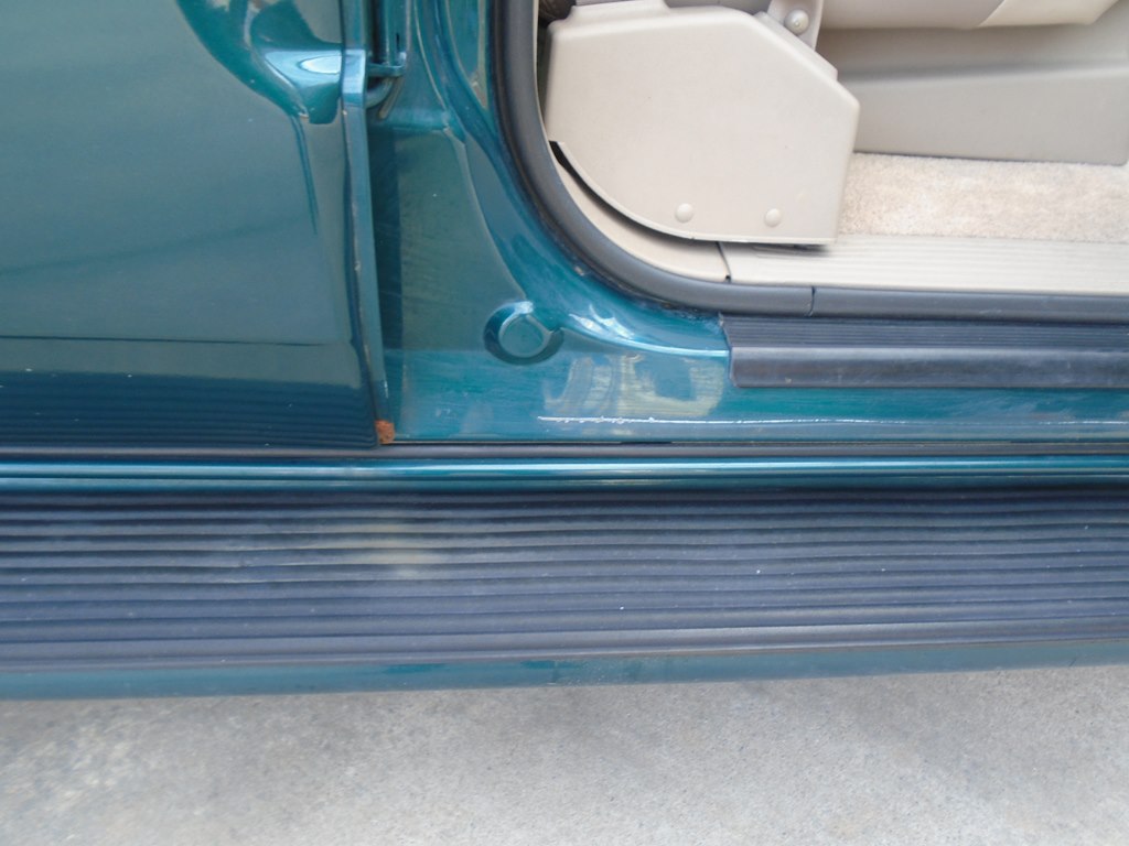 Photo 36 of this GMC DENALI