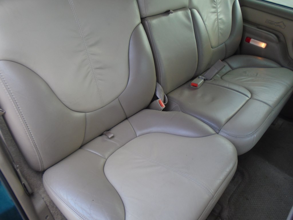 Photo 40 of this GMC DENALI