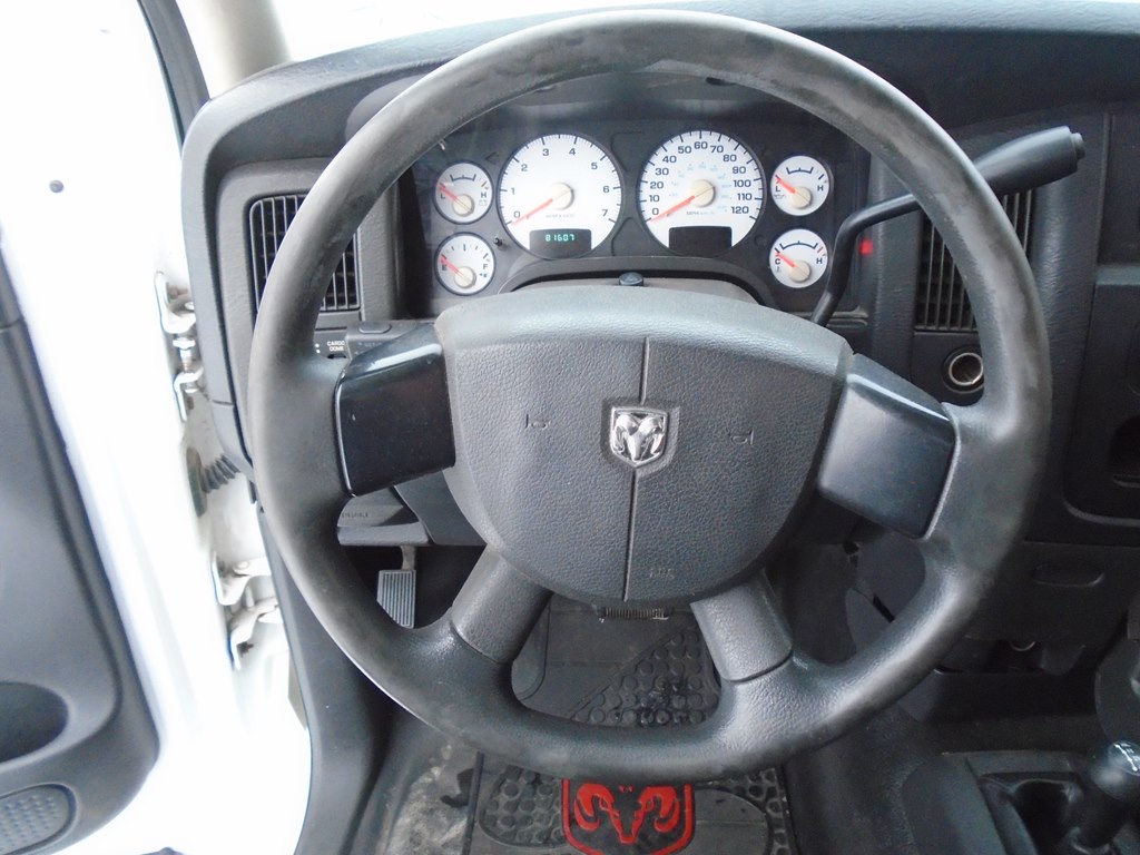 Photo 27 of this DODGE RAM 1500