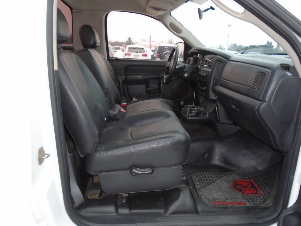 Photo 19 of this DODGE RAM 1500