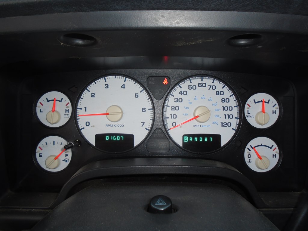 Photo 28 of this DODGE RAM 1500