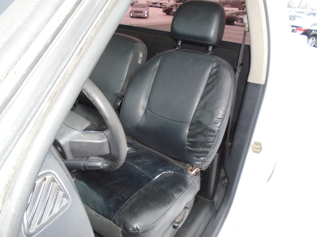Photo 14 of this DODGE RAM 1500