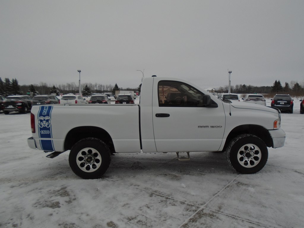 Photo 6 of this DODGE RAM 1500