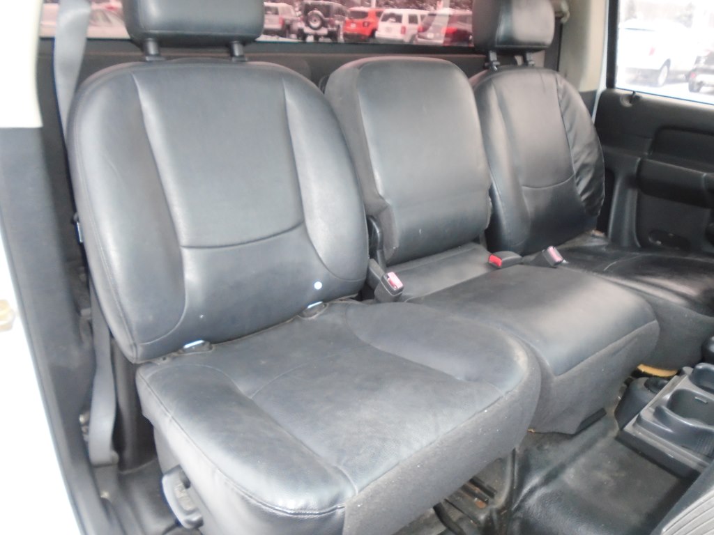 Photo 22 of this DODGE RAM 1500