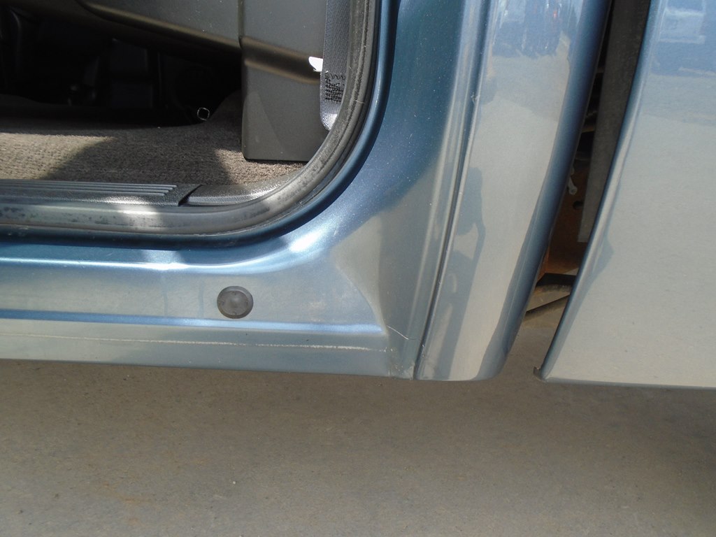 Photo 28 of this GMC SIERRA