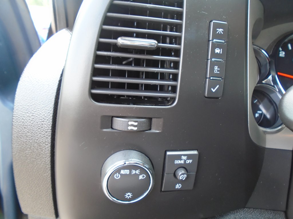 Photo 53 of this GMC SIERRA
