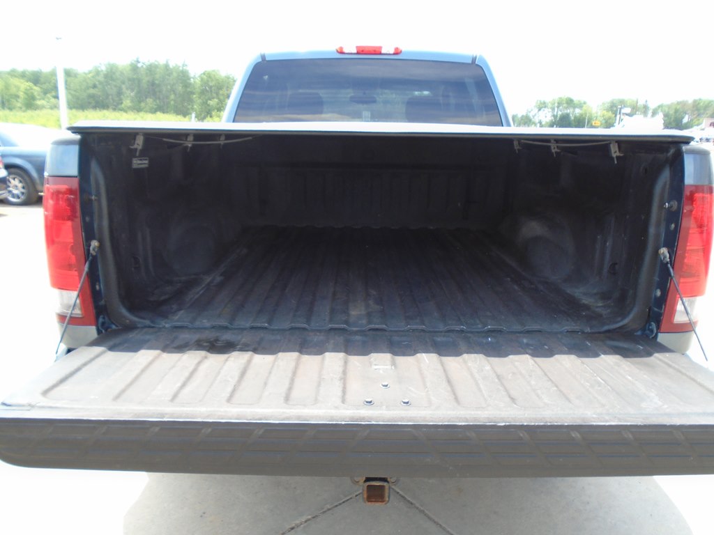Photo 11 of this GMC SIERRA