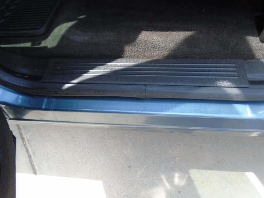 Photo 27 of this GMC SIERRA