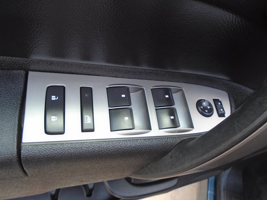 Photo 15 of this GMC SIERRA