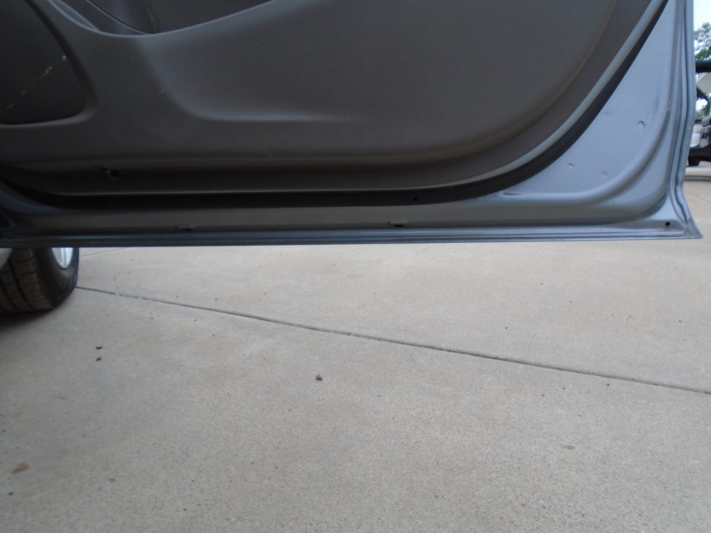 Photo 38 of this CHEVROLET MALIBU